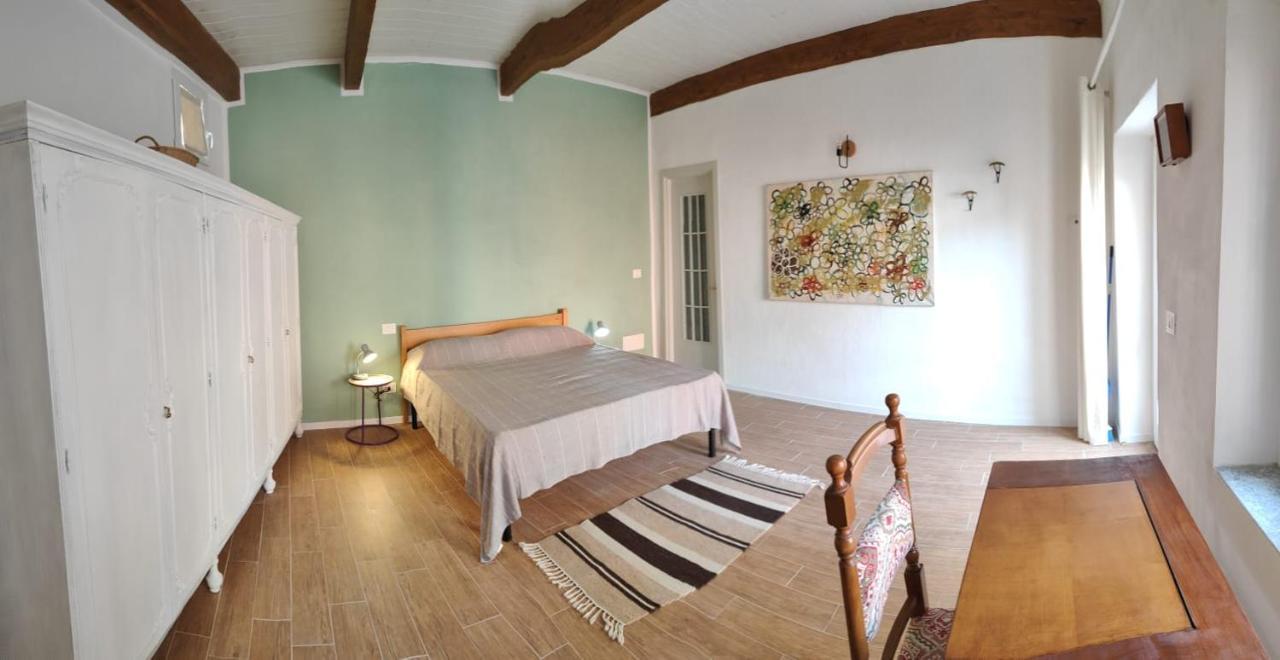 Magalocanda Stanze Sotto Al Castello Montemagno  Eksteriør bilde